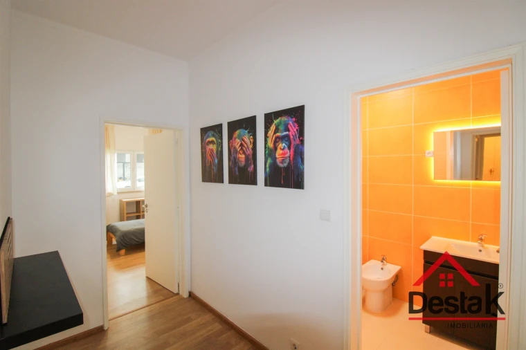 Apartamento T5 para Venda em Viseu Foto 19