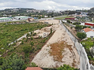 Terreno para Venda em Mangualde, Mesquitela e Cunha Alta