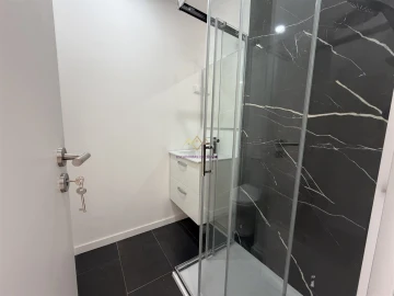 Apartamento T4 para Venda em Águas Livres