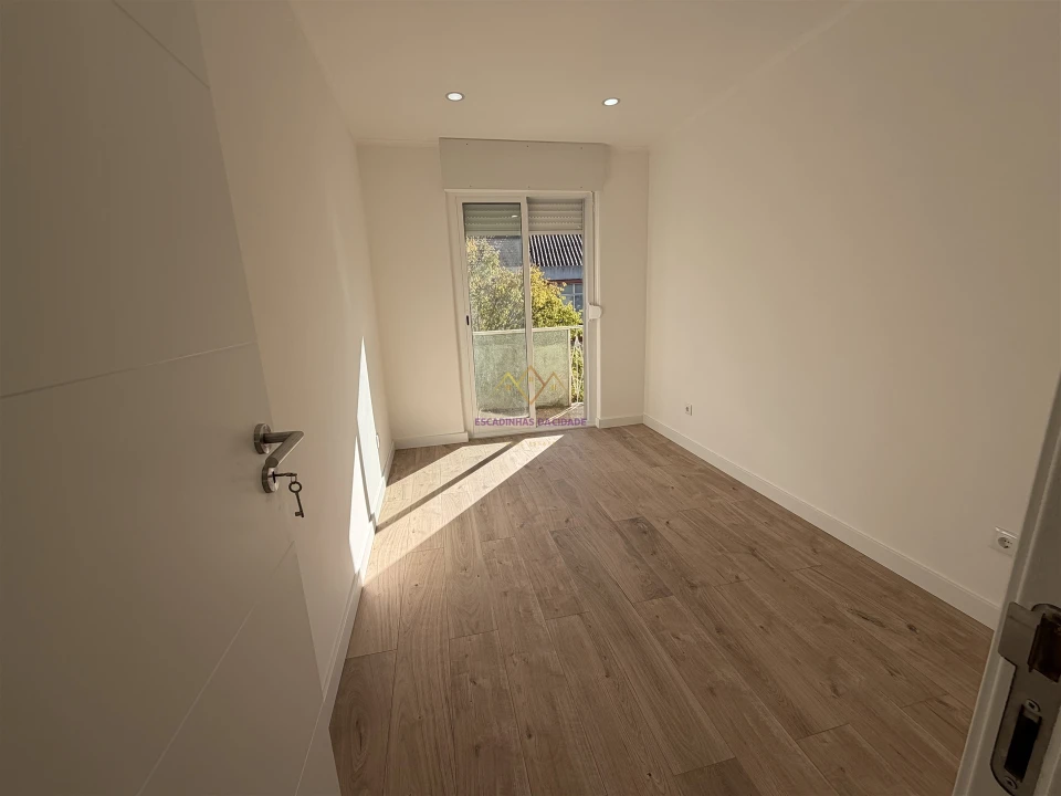 Apartamento T4 para Venda em Águas Livres Foto 26