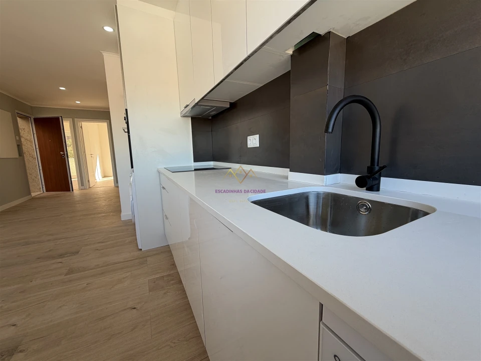 Apartamento T4 para Venda em Águas Livres Foto 34
