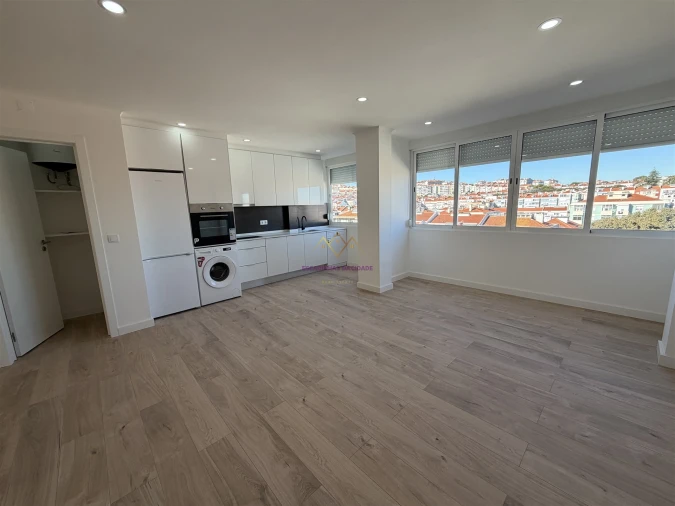 Apartamento T4 para Venda em Águas Livres Foto 38