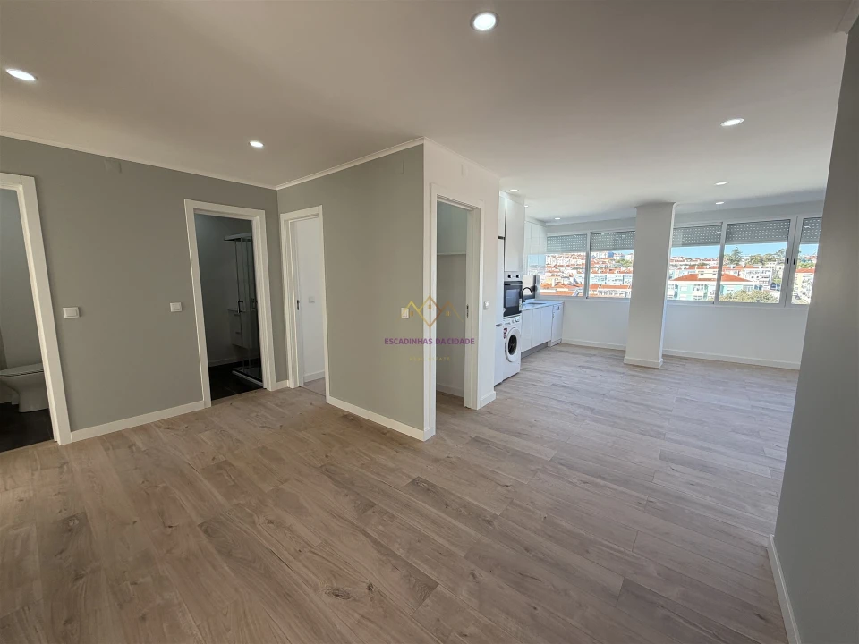 Apartamento T4 para Venda em Águas Livres Foto 9