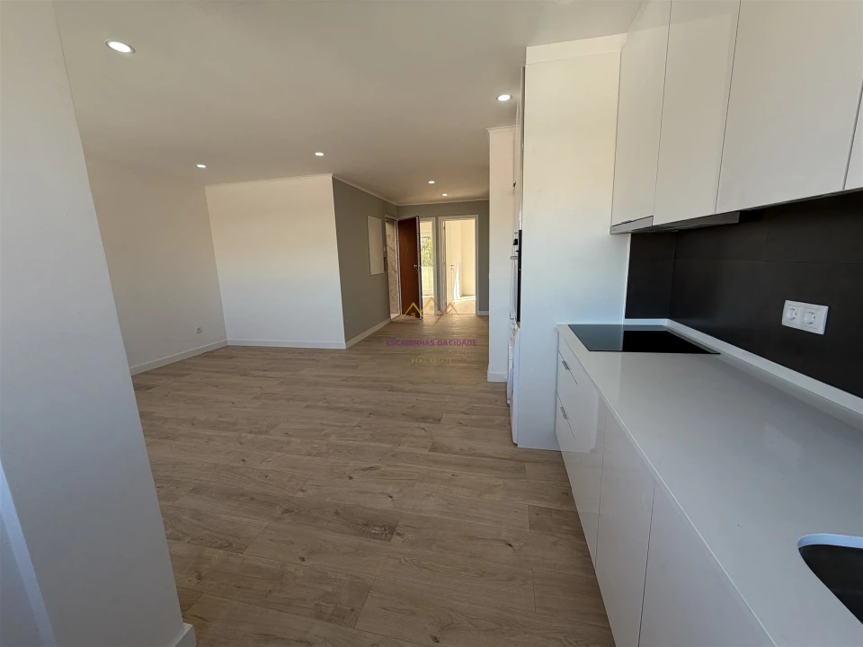 Apartamento T4 para Venda em Águas Livres Foto 39