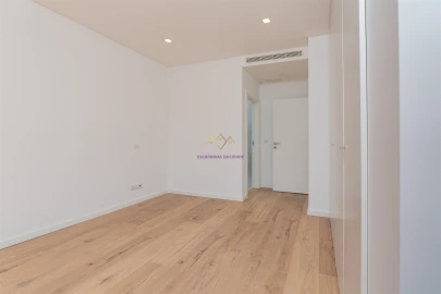 Moradia T4 para Venda em Loures
