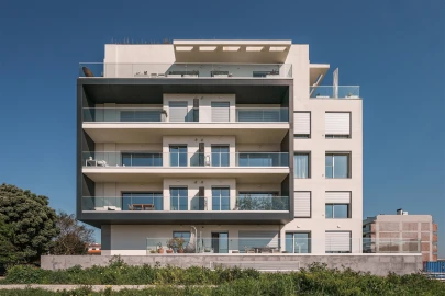 Apartamento T3 para Venda em Carcavelos e Parede