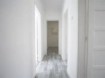 Apartamento T1 para Arrendamento em Alvalade