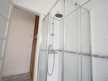 Apartamento T1 para Arrendamento em Alvalade