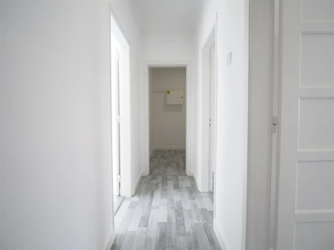 Apartamento T1 para Arrendamento em Alvalade Foto 14