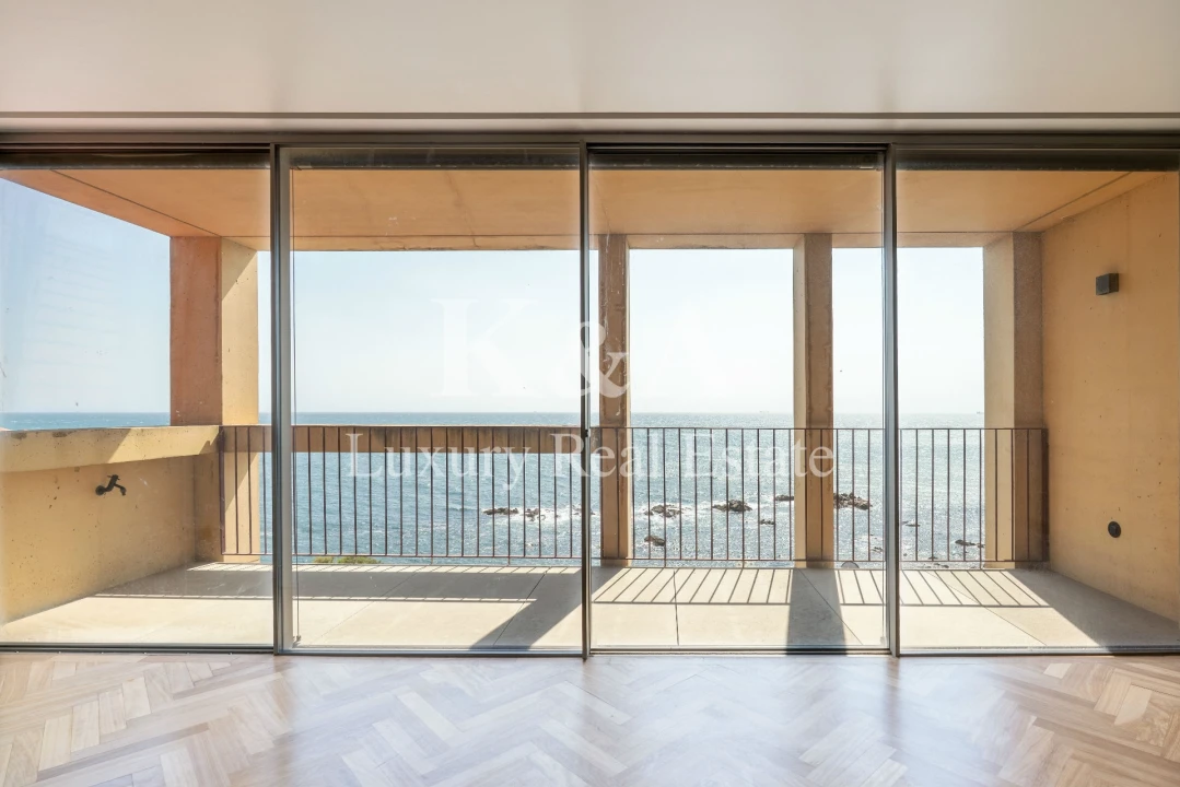 Apartamento T2 para Venda em Aldoar, Foz do Douro e Nevogilde Foto 1
