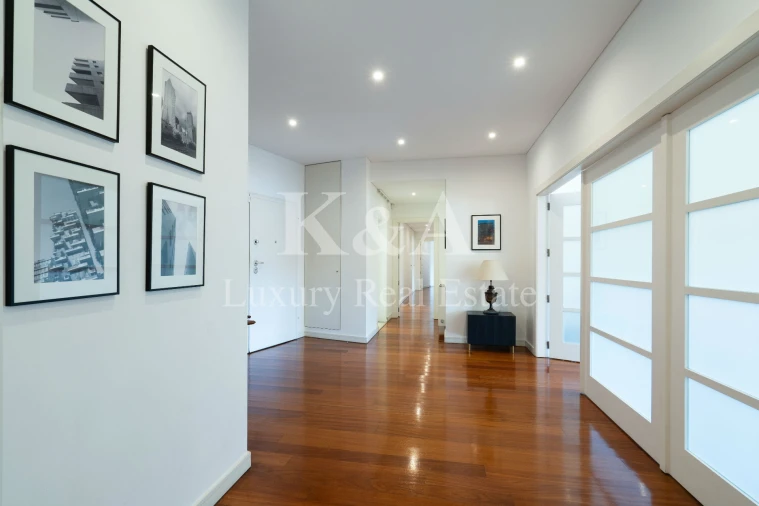 Apartamento T5 para Venda em Lordelo do Ouro e Massarelos Foto 6