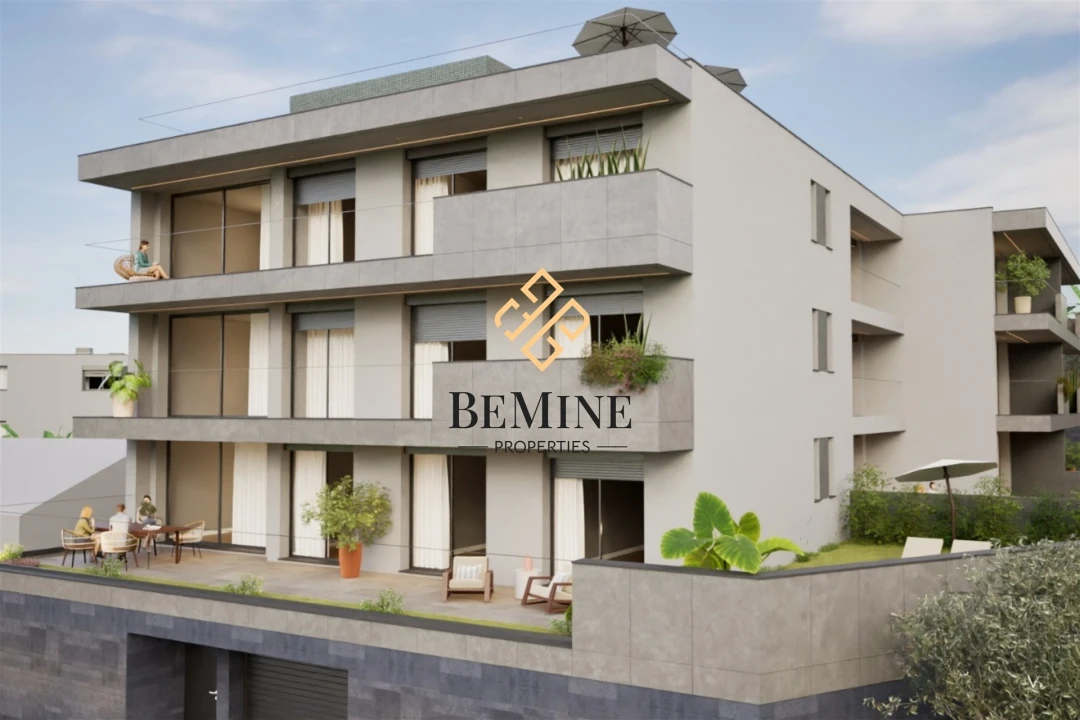 Apartamento T2 para Venda em Camara de Lobos Foto 4