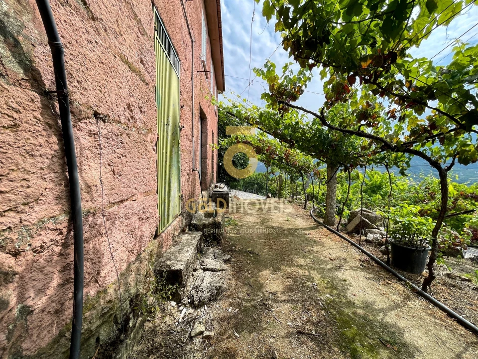 Moradia T2 para Venda em Sobrado e Bairros Foto 6