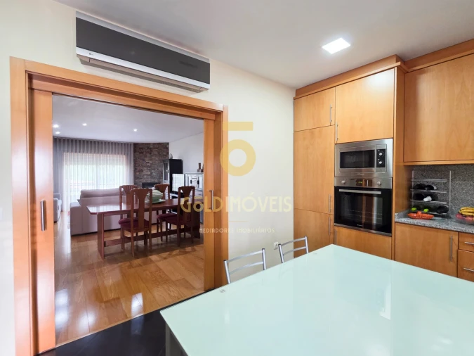 Moradia T4 para Venda em O. Azeméis, Riba-Ul, Ul, Macinhata Seixa, Madail Foto 14