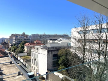Apartamento T3 para Venda em Cedofeita, Santo Ildefonso, Sé, Miragaia, São Nicolau e Vitória