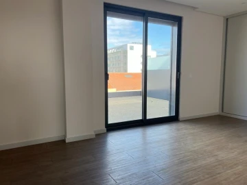Apartamento T4 para Venda em Cedofeita, Santo Ildefonso, Sé, Miragaia, São Nicolau e Vitória