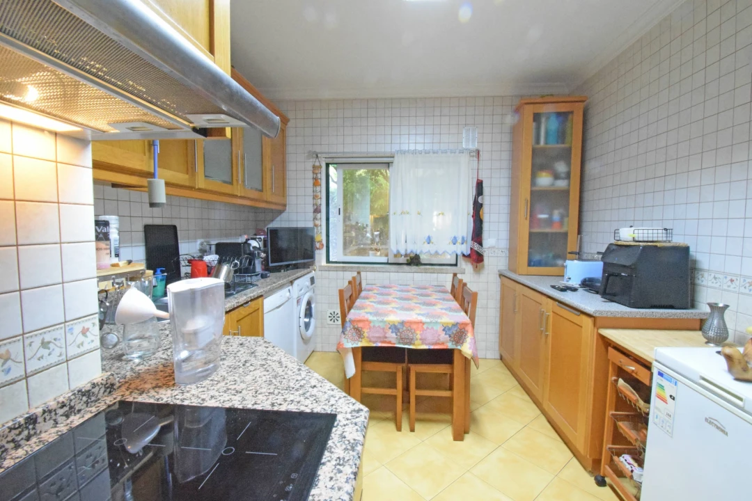 Apartamento T3 para Venda em Covilhã e Canhoso Foto 6