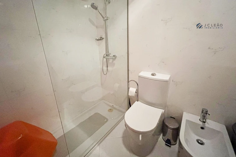 Apartamento T2 para Venda em Custóias, Leça do Balio e Guifões Foto 24