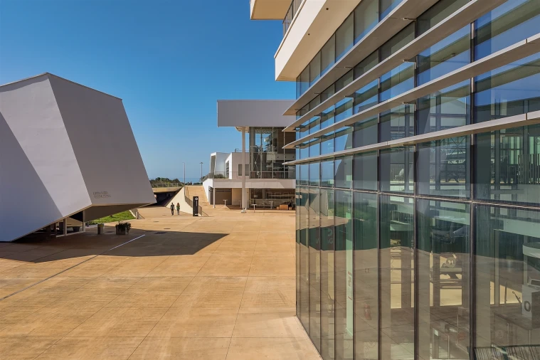 Apartamento T2 para Venda em Carcavelos e Parede Foto 7