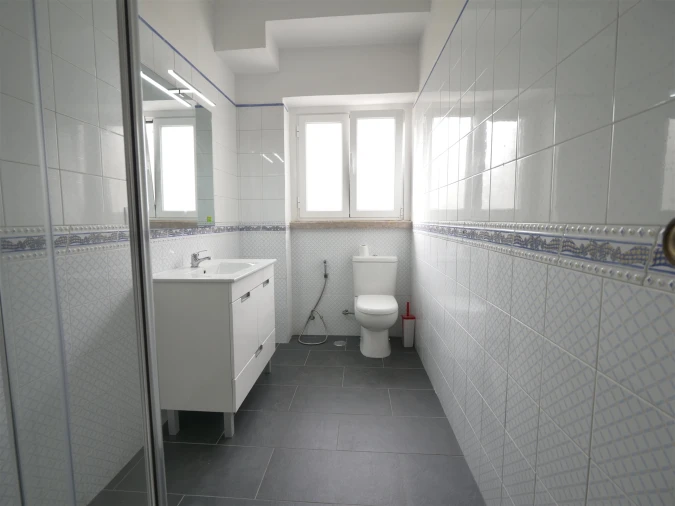 Apartamento T1 para Arrendamento em Alvalade Foto 12