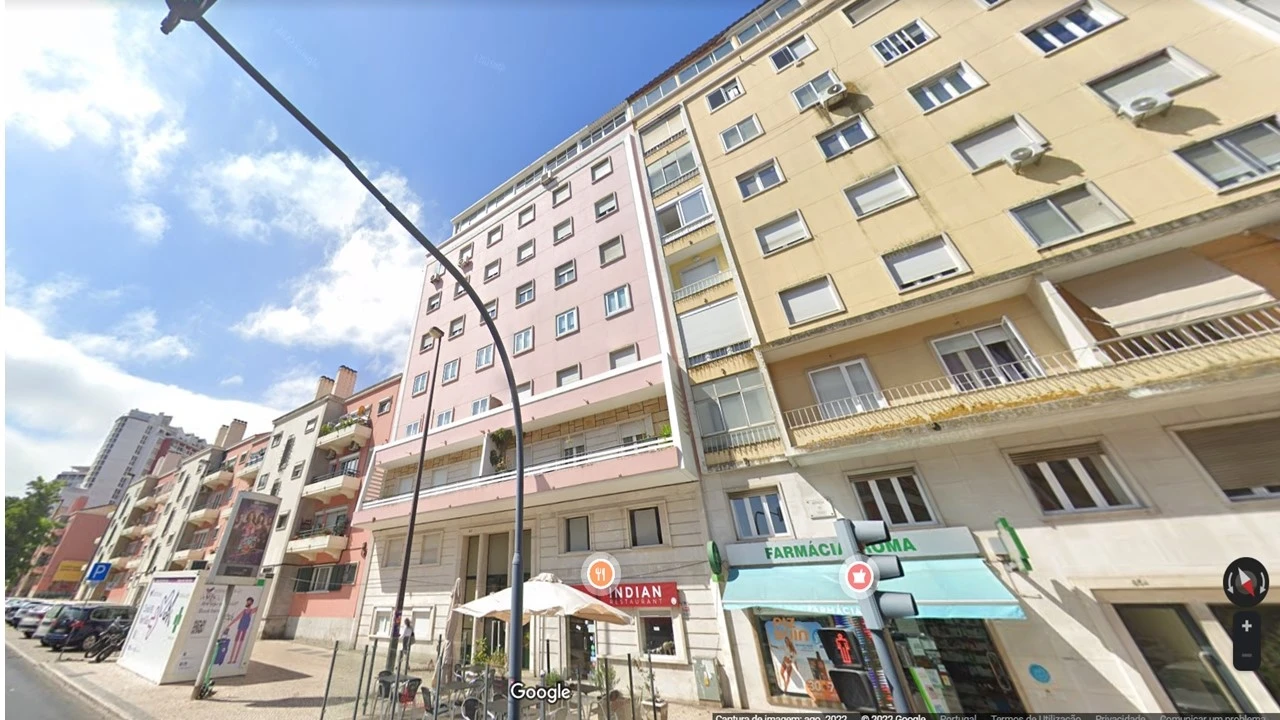 Apartamento T1 para Arrendamento em Alvalade Foto 2