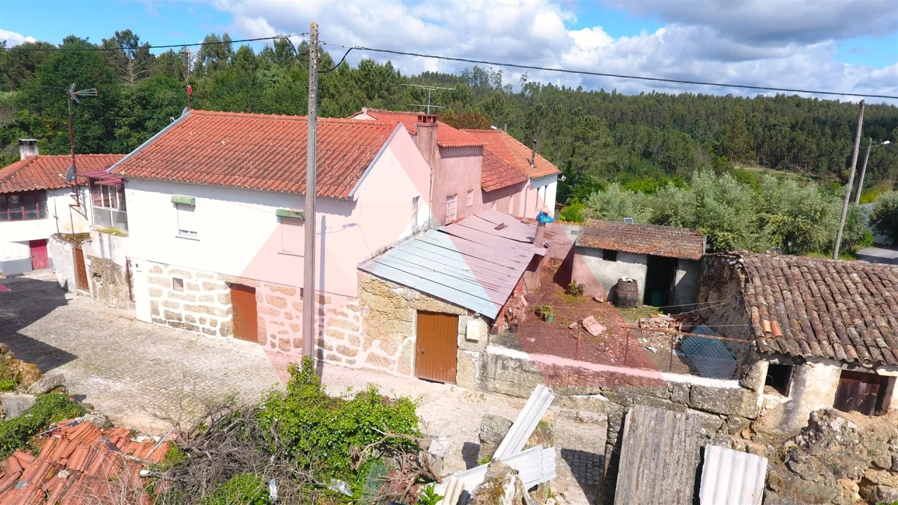 Moradia T2 para Venda em Tabua Foto 3