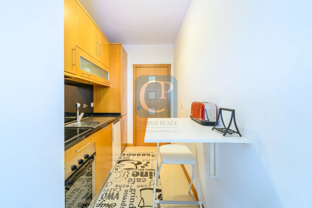Apartamento T1 para Arrendamento em Paranhos Foto 9