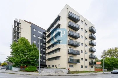 Apartamento T1 para Arrendamento em Paranhos