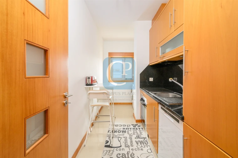 Apartamento T1 para Arrendamento em Paranhos Foto 7