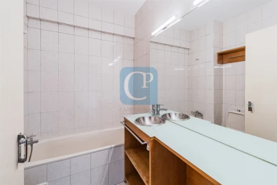 Apartamento T2 para Venda em Cedofeita, Santo Ildefonso, Sé, Miragaia, São Nicolau e Vitória