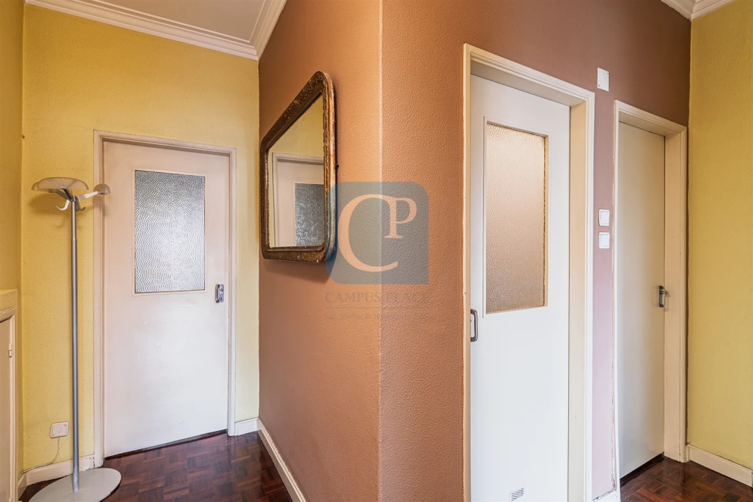 Apartamento T2 para Venda em Cedofeita, Santo Ildefonso, Sé, Miragaia, São Nicolau e Vitória Foto 13