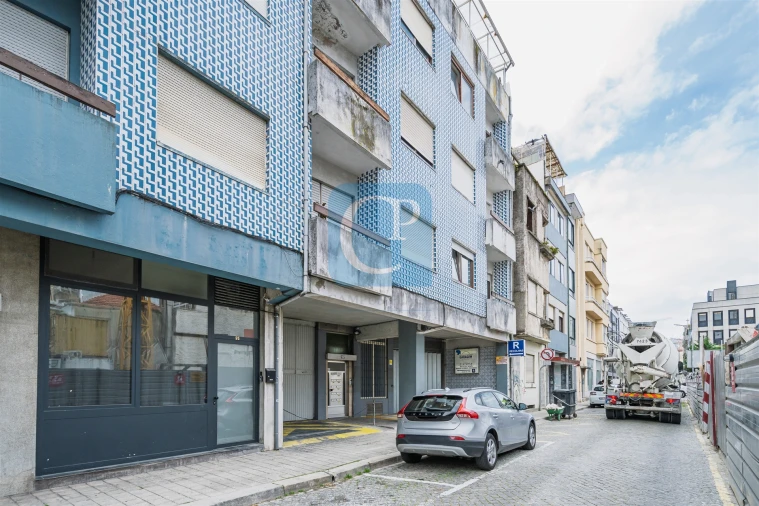 Apartamento T2 para Venda em Cedofeita, Santo Ildefonso, Sé, Miragaia, São Nicolau e Vitória Foto 21