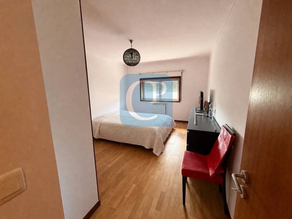 Apartamento T1 para Arrendamento em Paranhos Foto 3