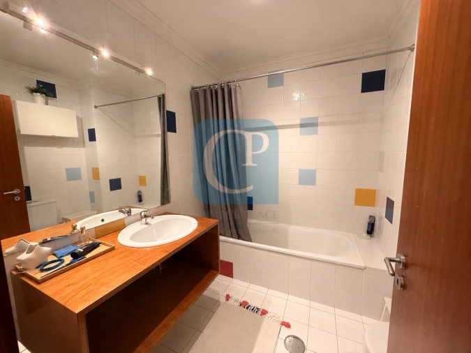 Apartamento T1 para Arrendamento em Paranhos Foto 5