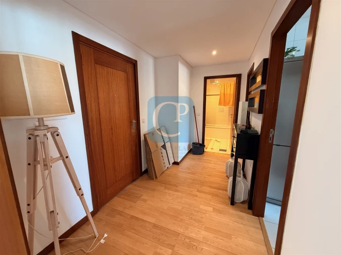 Apartamento T1 para Arrendamento em Paranhos Foto 8