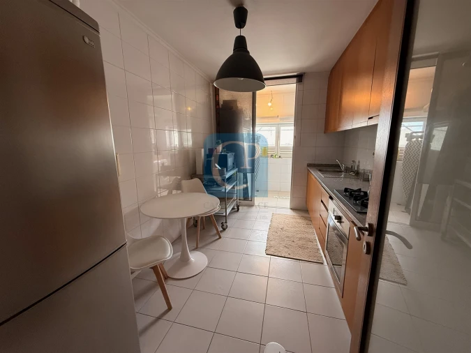 Apartamento T1 para Arrendamento em Paranhos Foto 10