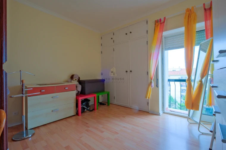 Apartamento T3 para Venda em Alcabideche Foto 14