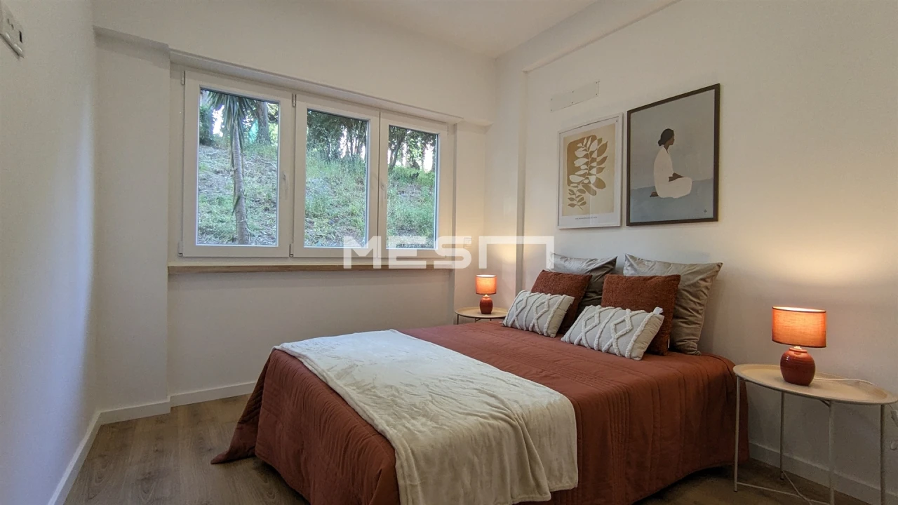 Apartamento T2 para Venda em Benfica Foto 7