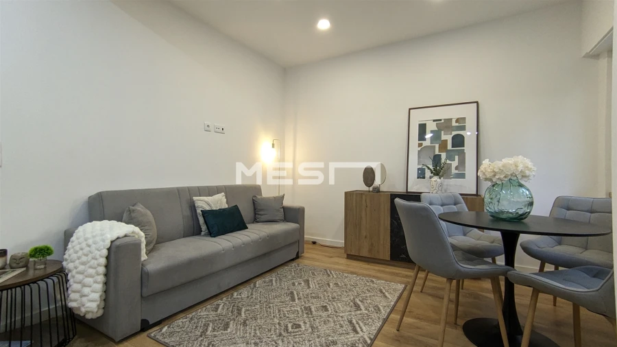 Apartamento T2 para Venda em Benfica Foto 2