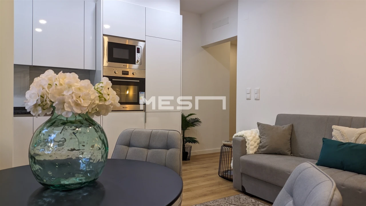 Apartamento T2 para Venda em Benfica Foto 3
