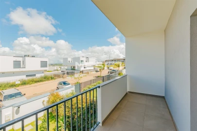 Moradia T4 para Arrendamento em Venteira