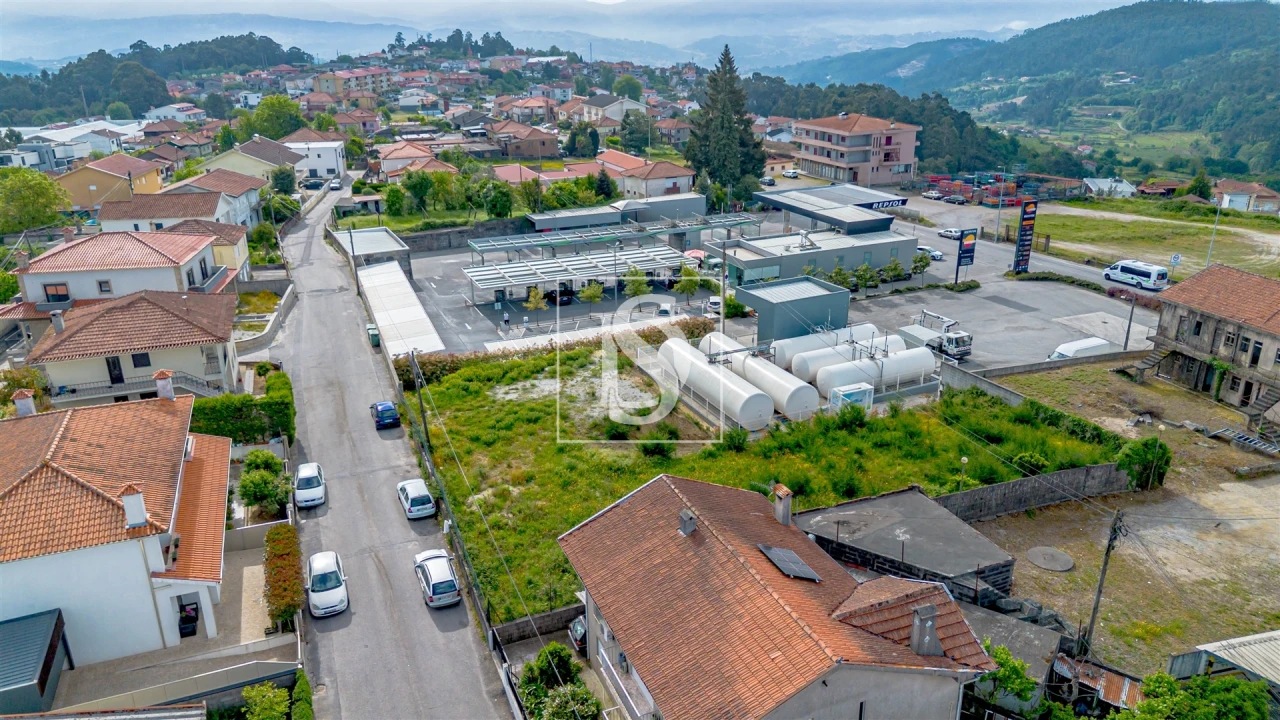 Moradia T3 para Venda em Vila Cova da Lixa e Borba de Godim Foto 26