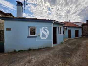 Moradia T2 para Venda em Canas de Santa Maria