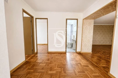 Moradia T2 para Venda em Canas de Santa Maria