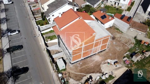 Moradia T3 para Venda em Sé, Santa Maria e Meixedo