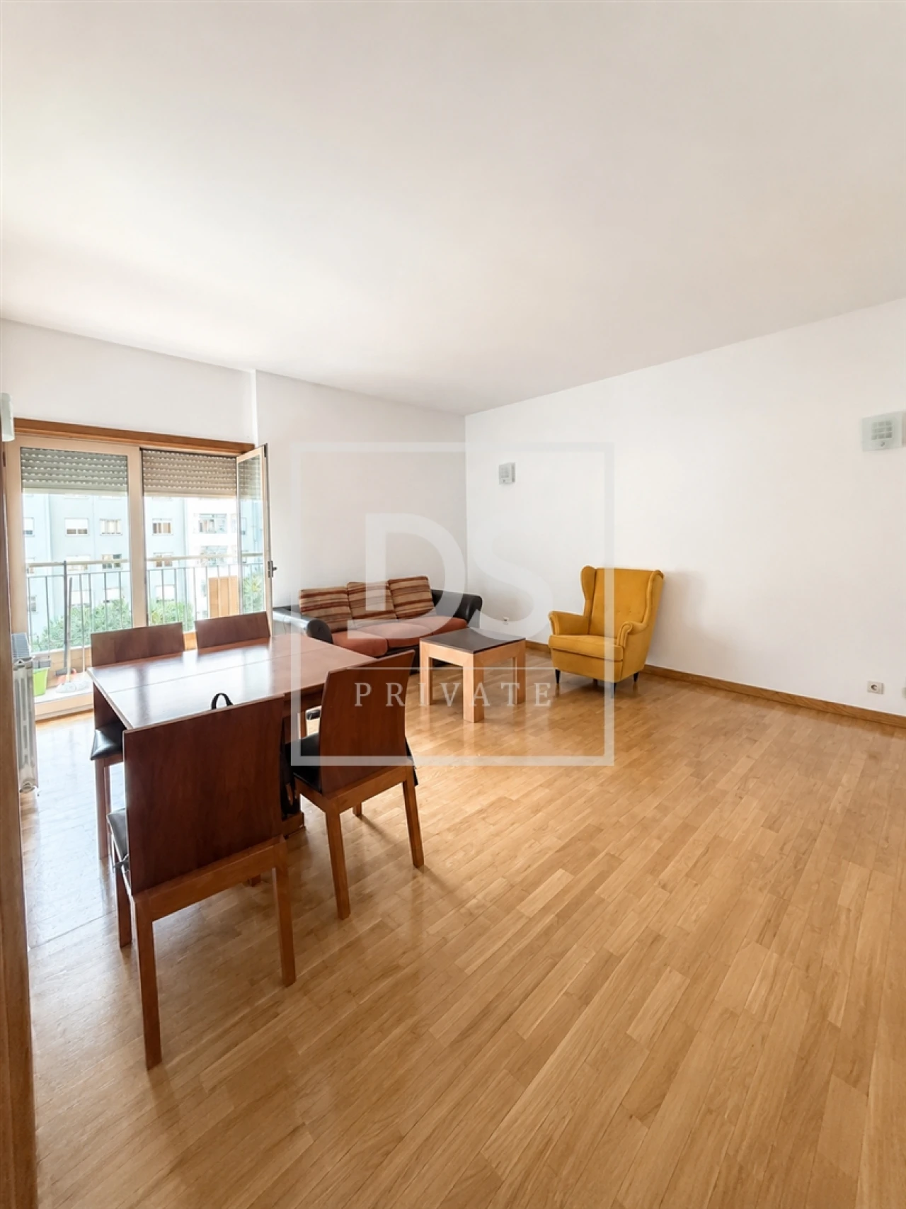 Apartamento T2 para Arrendamento em Cedofeita, Santo Ildefonso, Sé, Miragaia, São Nicolau e Vitória Foto 1