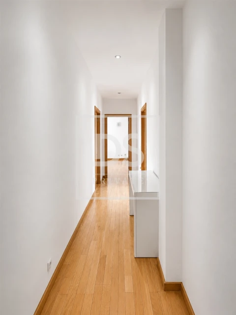 Apartamento T2 para Arrendamento em Cedofeita, Santo Ildefonso, Sé, Miragaia, São Nicolau e Vitória