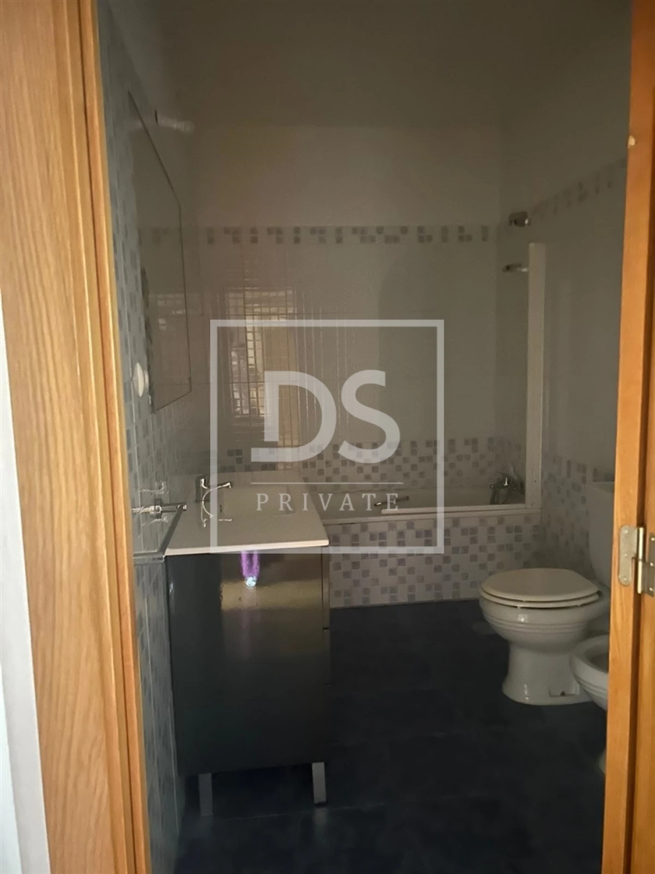 Apartamento T2 para Arrendamento em Cedofeita, Santo Ildefonso, Sé, Miragaia, São Nicolau e Vitória Foto 5