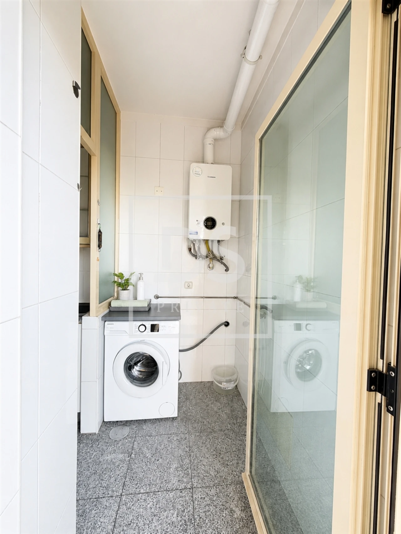 Apartamento T2 para Arrendamento em Cedofeita, Santo Ildefonso, Sé, Miragaia, São Nicolau e Vitória Foto 20