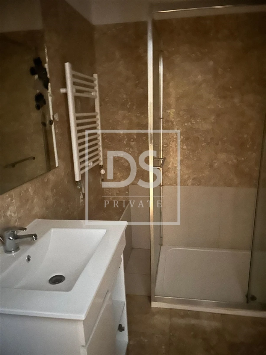 Apartamento T2 para Arrendamento em Cedofeita, Santo Ildefonso, Sé, Miragaia, São Nicolau e Vitória Foto 3